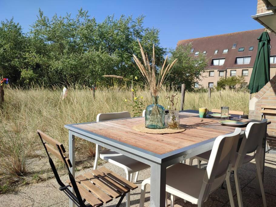 4-Persoons Appartement Met Een Mooi Uitzicht La Panne Extérieur photo