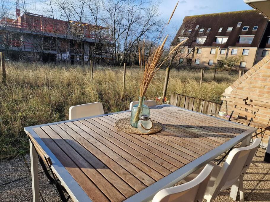 4-Persoons Appartement Met Een Mooi Uitzicht La Panne Extérieur photo